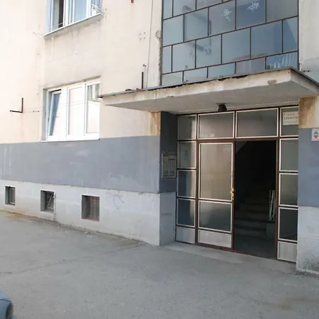 Sunny Little Flat In City Center Jukan *